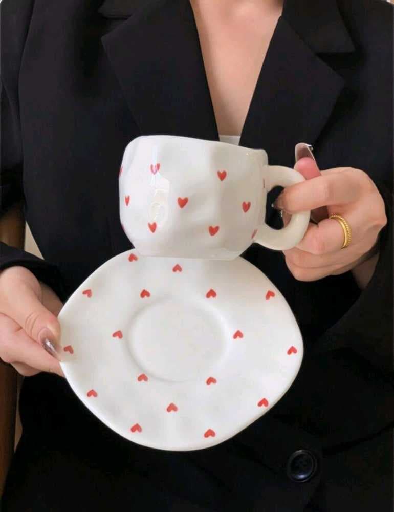 كوب قلوب حمراء صغيرة 300 ملي